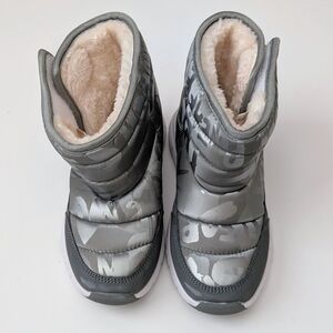 Hobibear Silver Kids Winter Boots Sz 33 (~1)